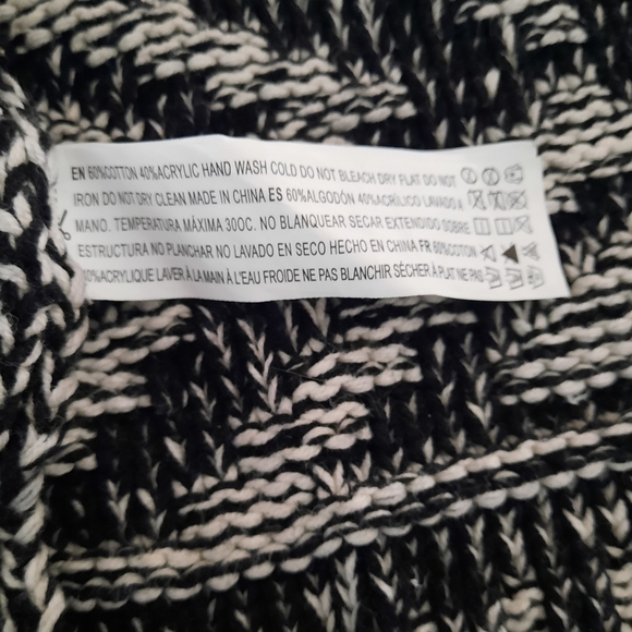 Forever 21 Knit Open Front Cardigan Sweater Heavyweight Long Black & White Small - Picture 10 of 10